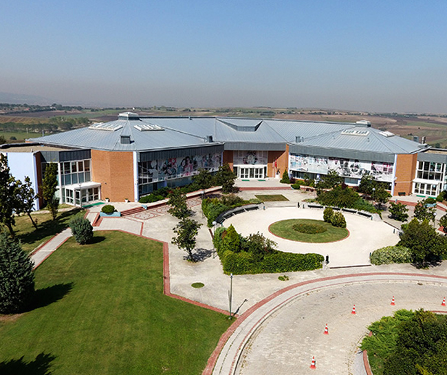 stanbul International Com. Scholl naat leri